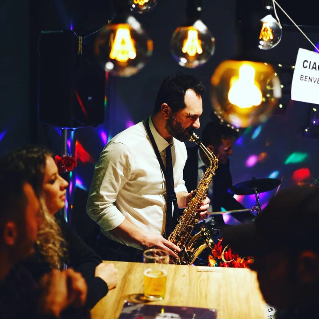 HOME Portobello Food & Drink è a Porto Mantovano (Mantova)